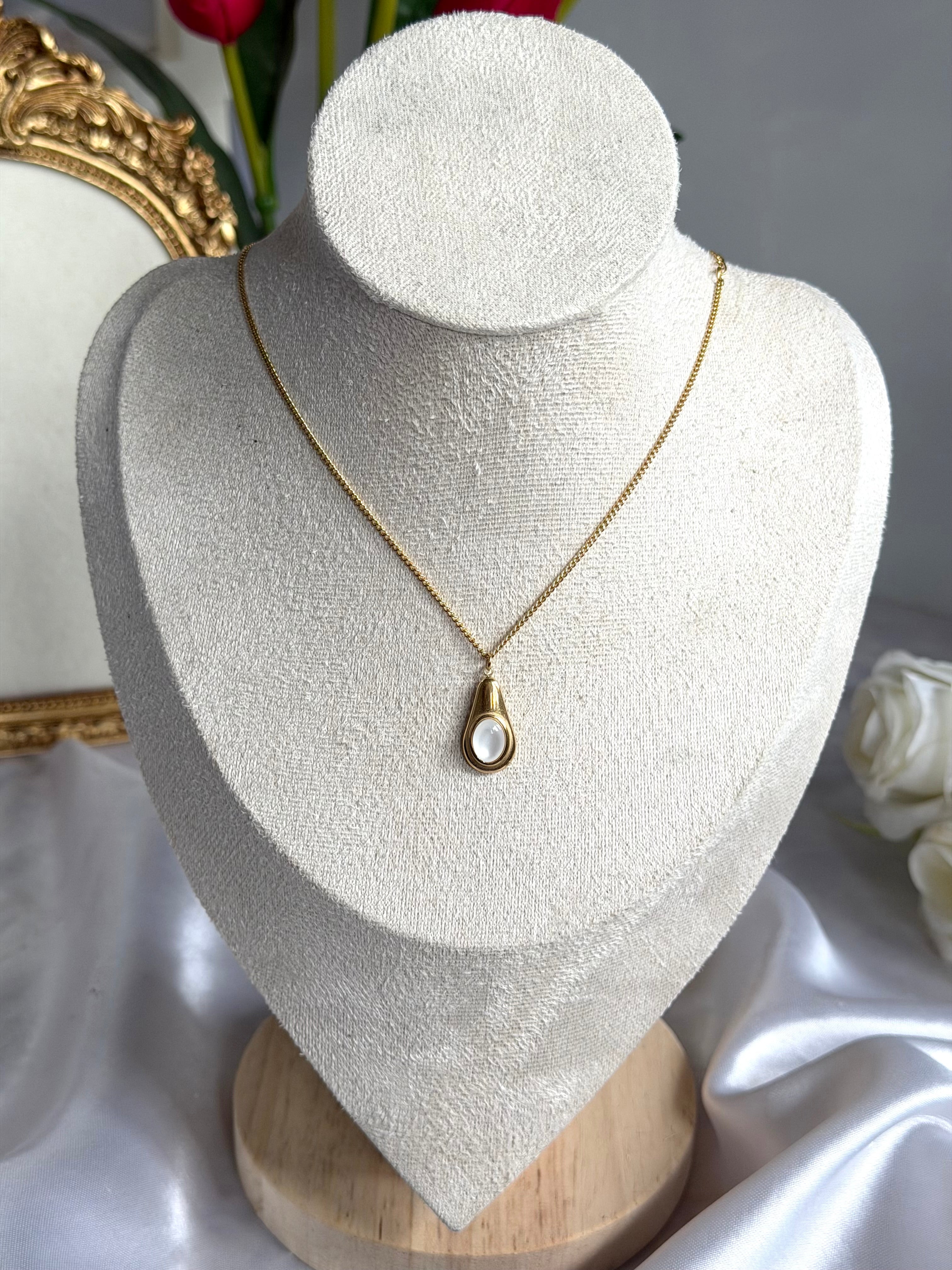 Necklace N37