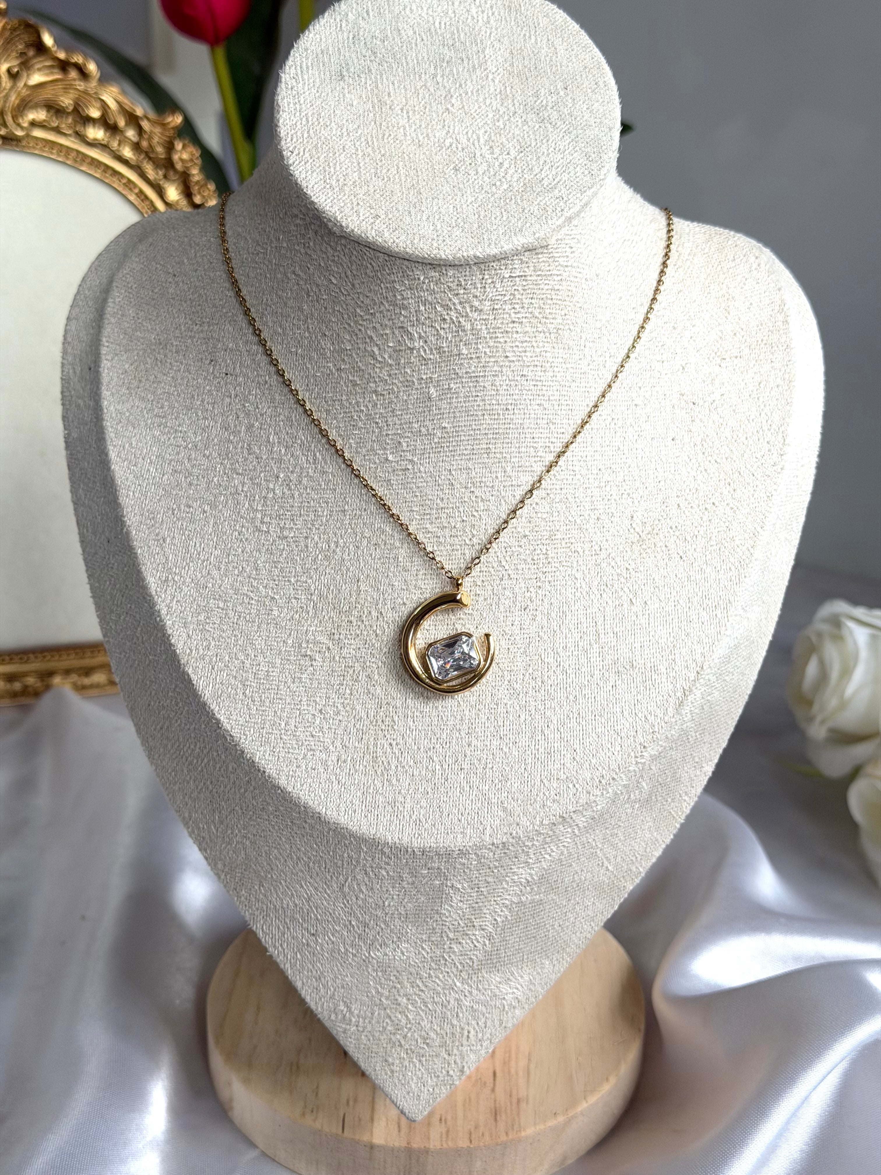 Necklace N33
