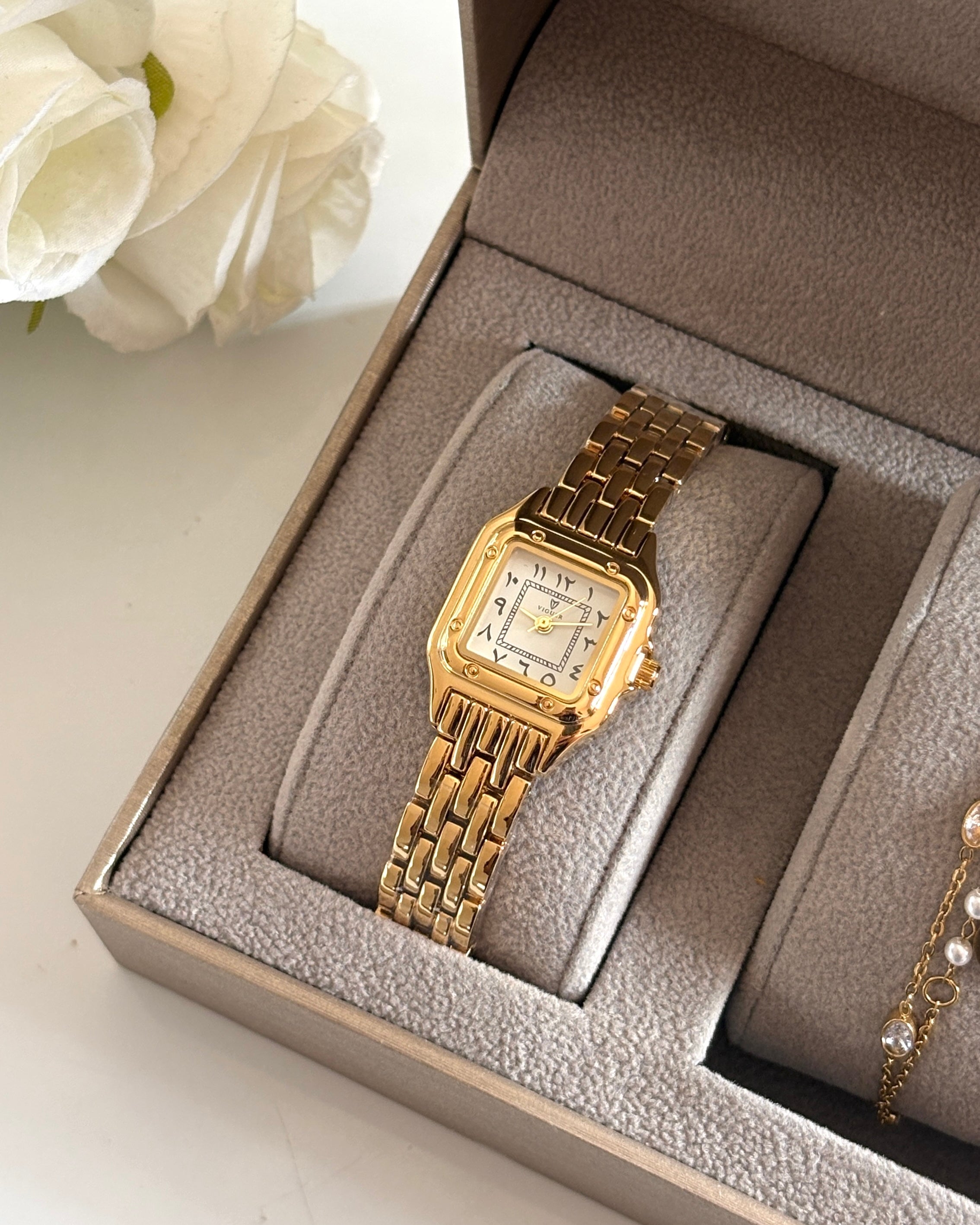 Vintage premium gold watch