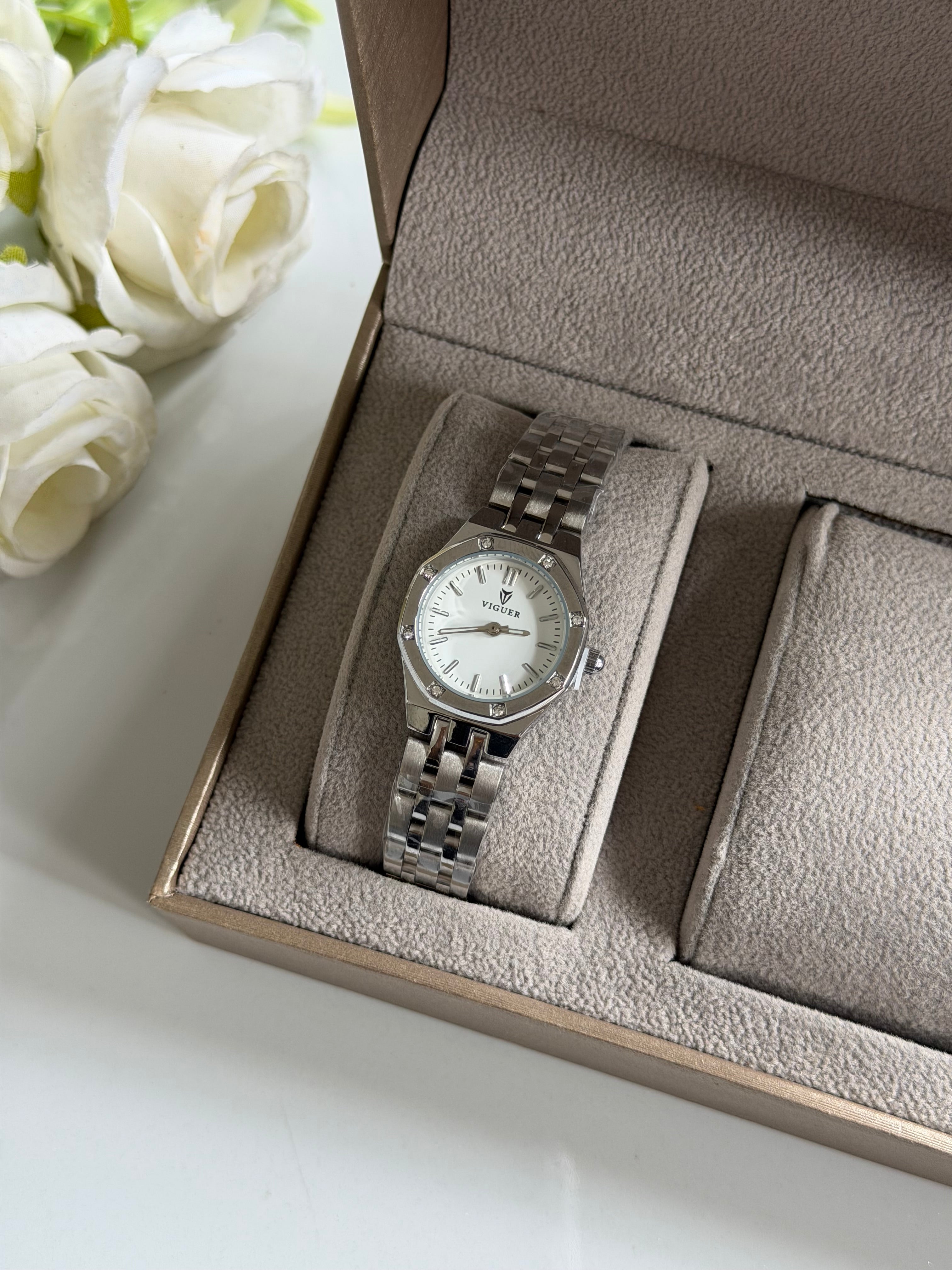 Vintage watch W21