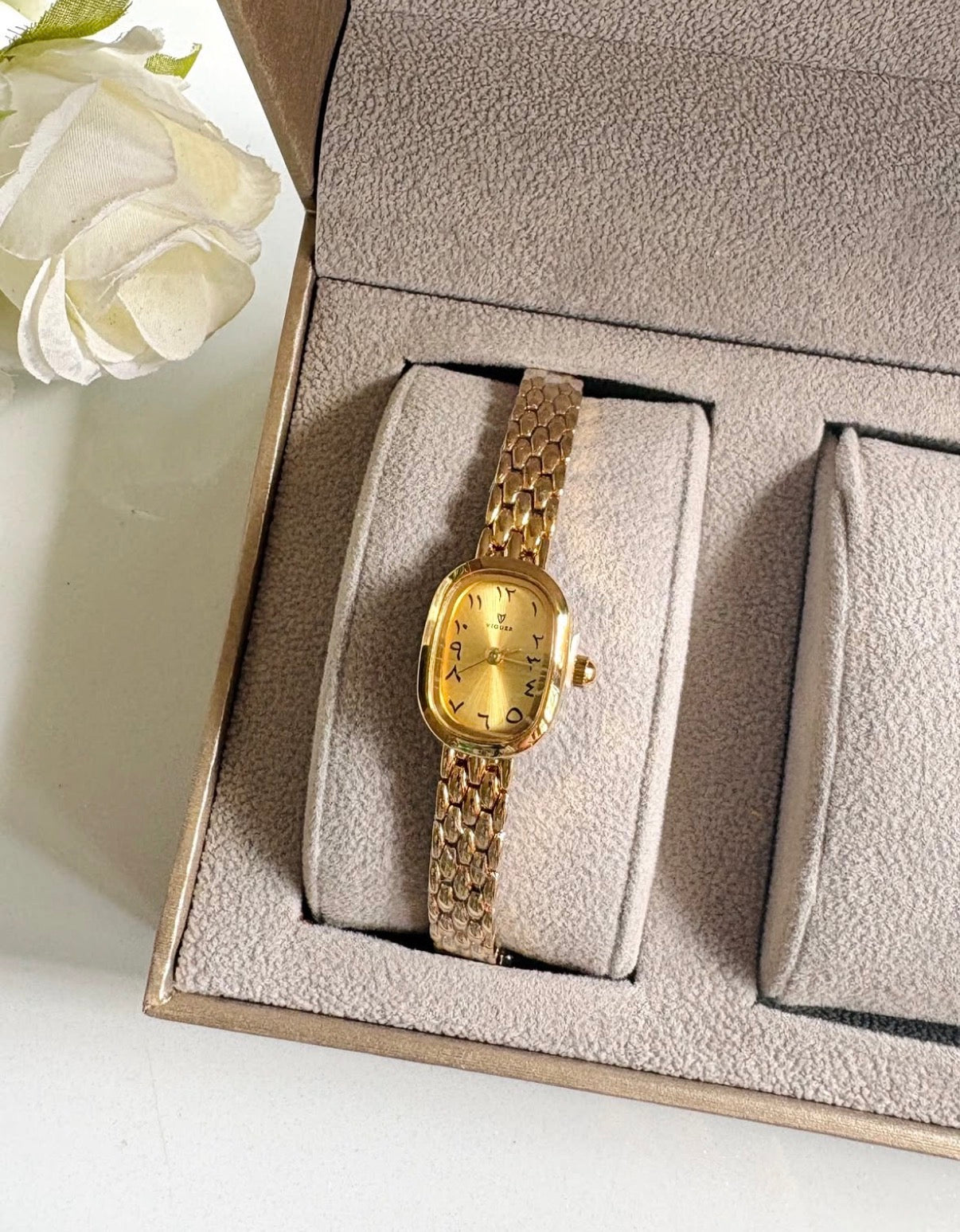 Vintage watch 33