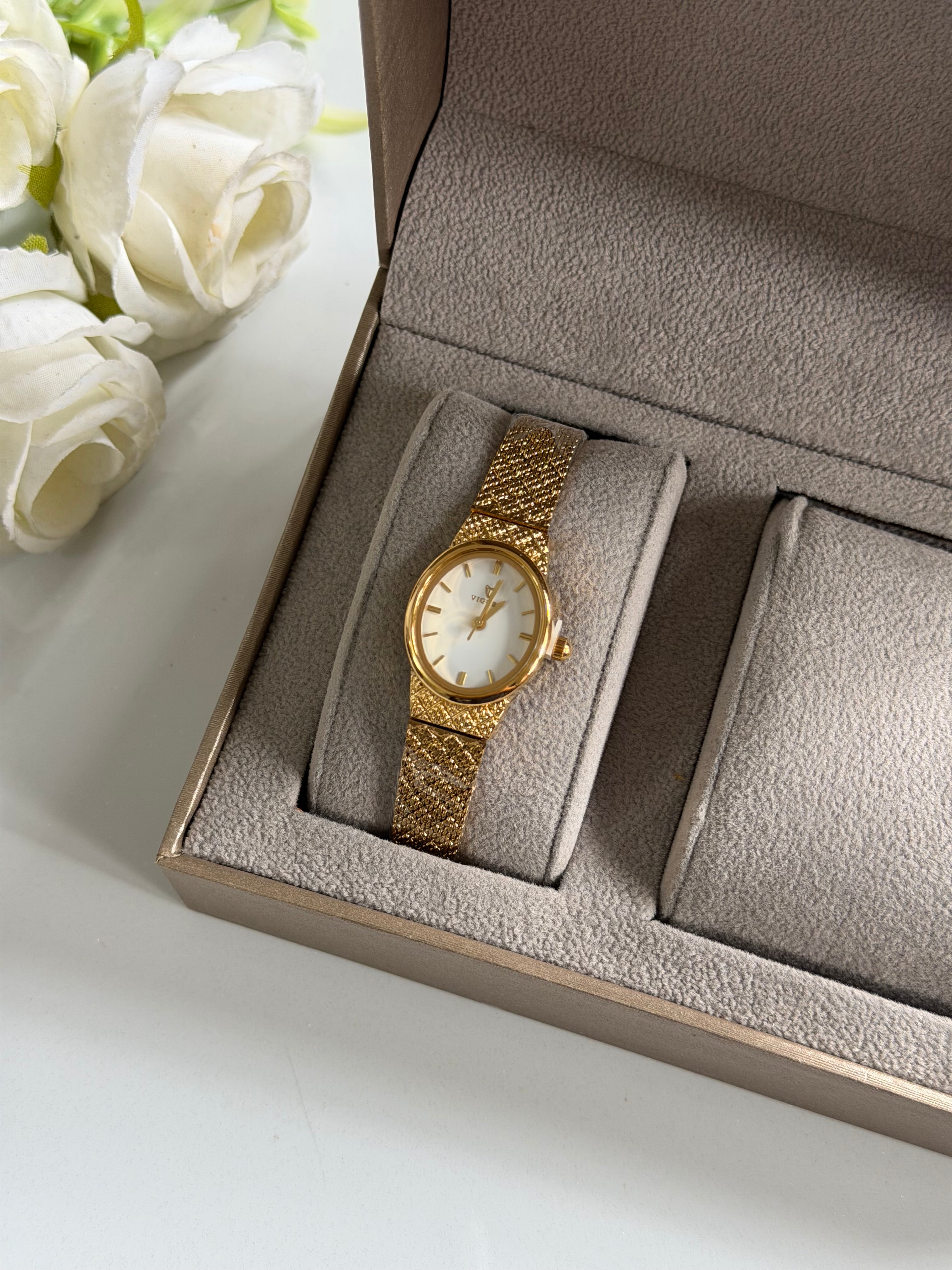 Vintage watch W22